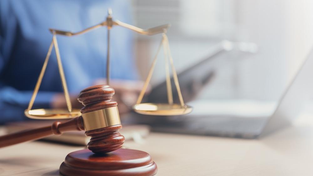 What Is a Sideshow in California?